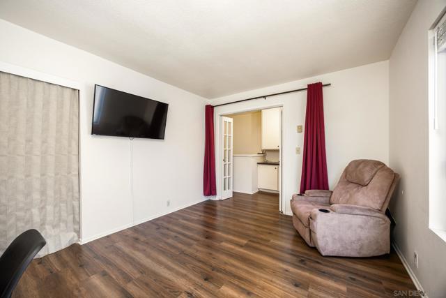 3236 Via Alicante, La Jolla CA: https://media.crmls.org/mediaz/3d77a313-00b1-49aa-853b-2ca497b1f548.jpg