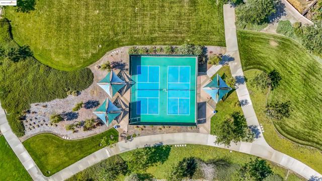 542 Harbor Cove Cir, Discovery Bay CA: https://media.crmls.org/mediaz/3d77ad7e-544a-45fa-b00a-e5659bf33b24.jpg