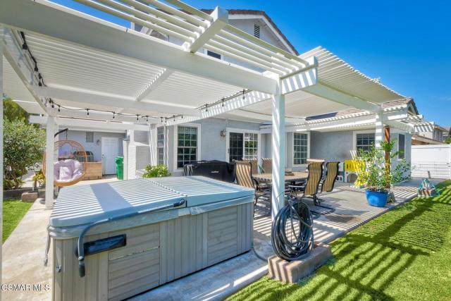 4517 Big Sur Street, Oceanside CA: https://media.crmls.org/mediaz/3d788db1-7018-45d7-a088-00564a895d52.jpg