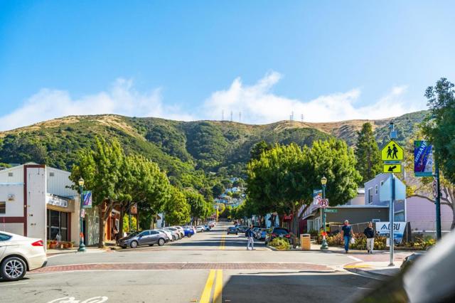 460 San Bruno Avenue, Brisbane CA: https://media.crmls.org/mediaz/3d790a8d-1914-4d96-be06-407bf24782c5.jpg
