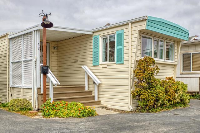 750 47th Avenue, Capitola CA: https://media.crmls.org/mediaz/3d7a7e76-1add-4e53-bec9-314928cf7ef7.jpg