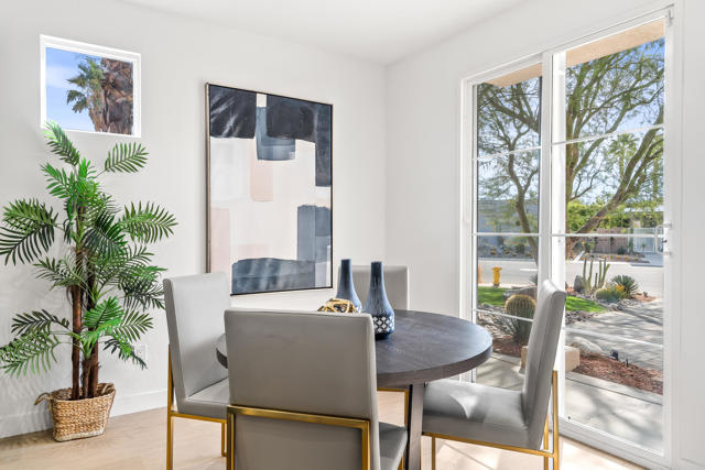 4315 Vantage Lane, Palm Springs CA: https://media.crmls.org/mediaz/3d7c69cd-0d25-4a8f-afec-ac74d2984249.jpg