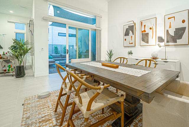 814 Nugget Lane, Palm Springs CA: https://media.crmls.org/mediaz/3d7c70e5-a869-4f3d-aa7c-3d16a940cdfc.jpg
