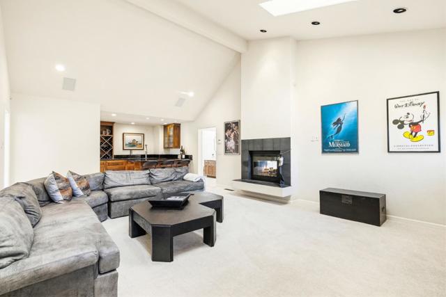 321 Pine Forest Drive, Aptos CA: https://media.crmls.org/mediaz/3d7dc027-6e9b-4687-bfa5-18b40148cb64.jpg