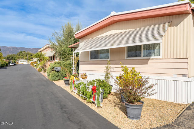 Detail Gallery Image 1 of 34 For 1202 Loma Dr #117,  Ojai,  CA 93023 - 2 Beds | 2 Baths