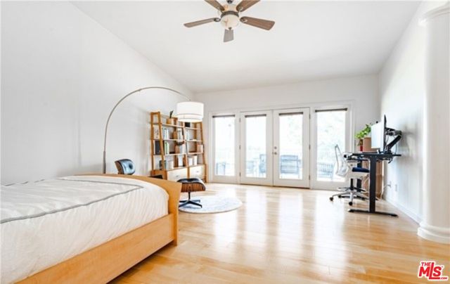 5714 El Canon Avenue, Woodland Hills CA: https://media.crmls.org/mediaz/3d7e7ec9-d443-4f34-b4e7-95fefb5149a9.jpg