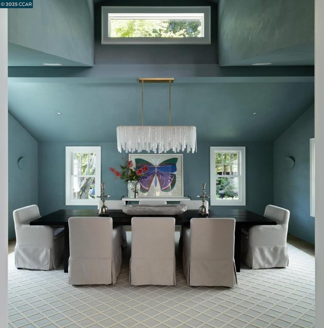 3828 Happy Valley Road, Lafayette CA: https://media.crmls.org/mediaz/3d7e9253-6ad6-4a08-a3f0-5ca9f6705001.jpg