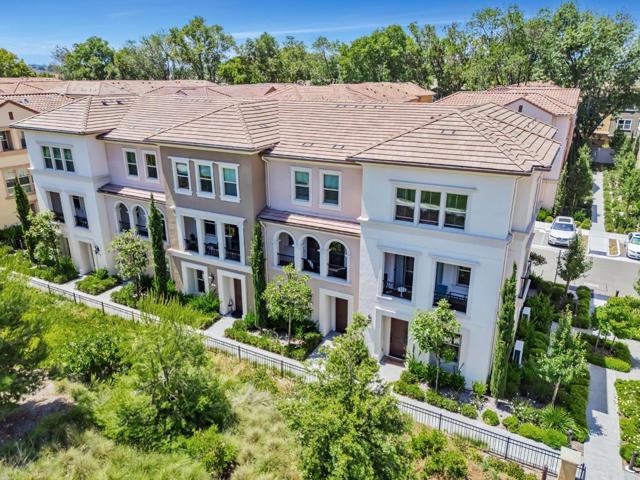 1040 Darwin Terrace, Sunnyvale CA: https://media.crmls.org/mediaz/3d7ea6ce-e633-44b1-a370-7fdaf427e505.jpg