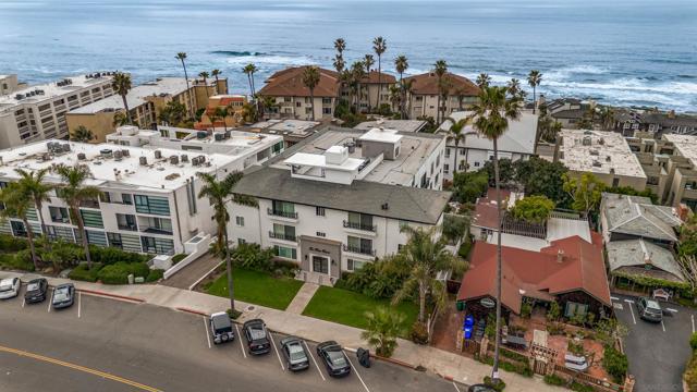 230 Prospect St, La Jolla, California 92037, ,1 BathroomBathrooms,Condominium,For Sale,Prospect St,250020083SD