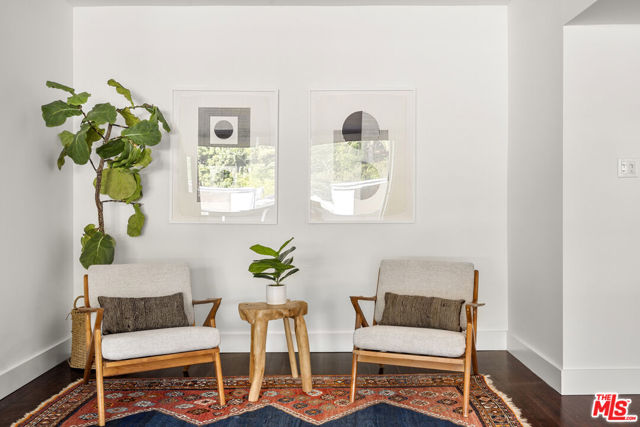 8787 Shoreham Drive, West Hollywood CA: https://media.crmls.org/mediaz/3d81998d-0ed4-48a1-b67d-deabcd973cb8.jpg