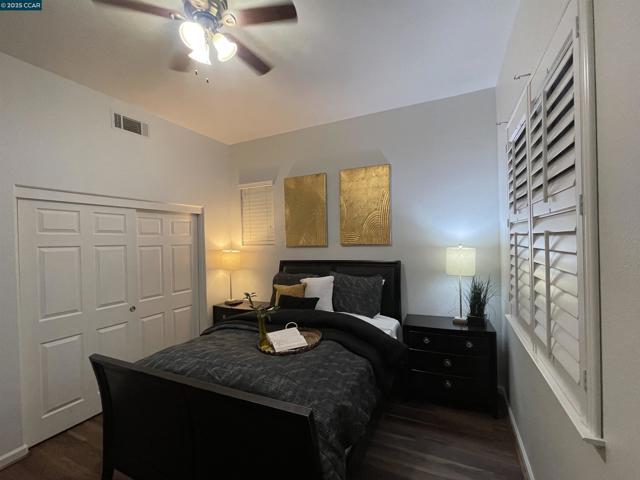 4150 Cherry Blossom Ln, Tracy CA: https://media.crmls.org/mediaz/3d8216c0-5287-40b9-a872-81889e44743e.jpg