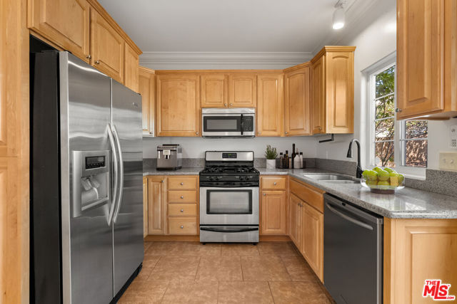 5312 Denny Avenue, 7 photo 7