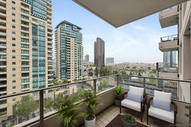 550 Front St., San Diego CA: https://media.crmls.org/mediaz/3d831913-46df-4012-a06b-f850efc402ad.jpg