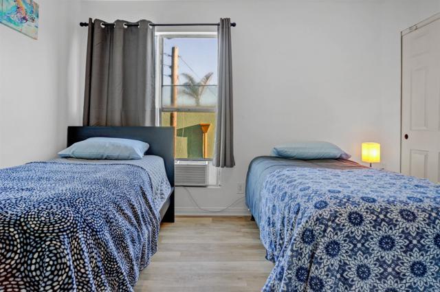 Detail Gallery Image 14 of 25 For 3715 Mission Bld, San Diego,  CA 92109 - 3 Beds | 2 Baths