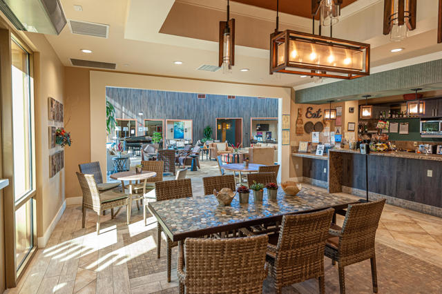 60553 Juniper Lane, La Quinta CA: https://media.crmls.org/mediaz/3d84312c-86c8-4fa9-a77e-fcab211986fe.jpg
