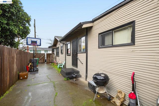 Image 14 of 15 For 2724 22nd St