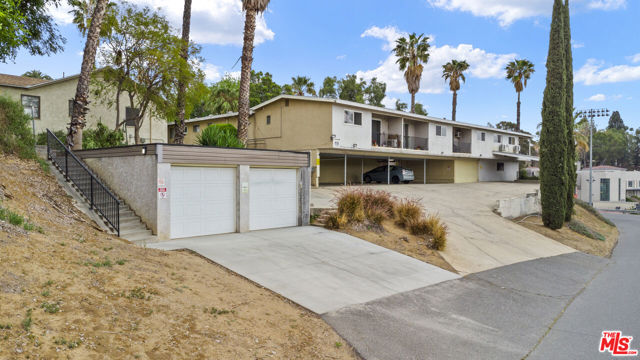 4581 Main Street, Riverside CA: https://media.crmls.org/mediaz/3d863c64-1cea-4b20-9357-45fedde59d6c.jpg
