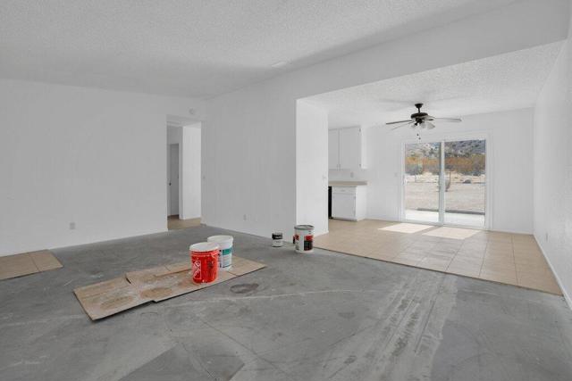57375 Navajo Trail, Yucca Valley CA: https://media.crmls.org/mediaz/3d867a0a-46e3-4caf-a3a7-fe669b28159b.jpg