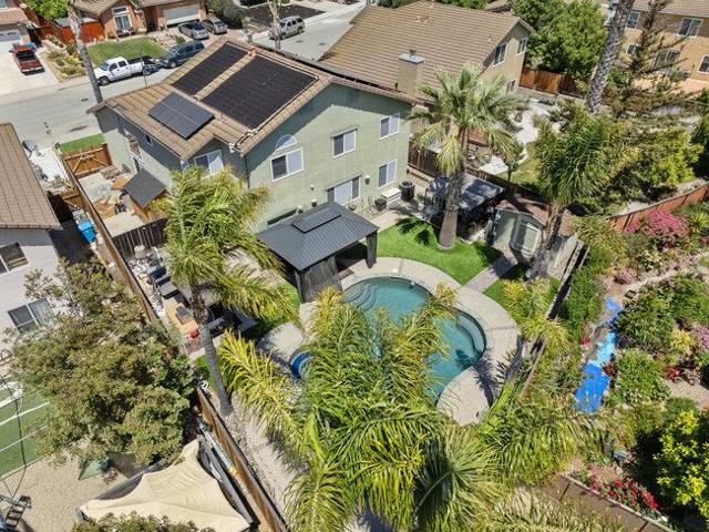 1650 Mimosa Street, Hollister CA: https://media.crmls.org/mediaz/3d86d74b-a21e-4923-af6c-fc389100af0f.jpg