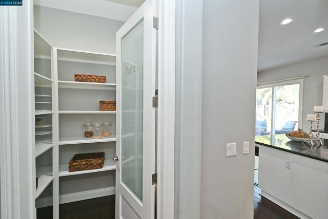Image 12 of 59 For 5458 Sherwood Way