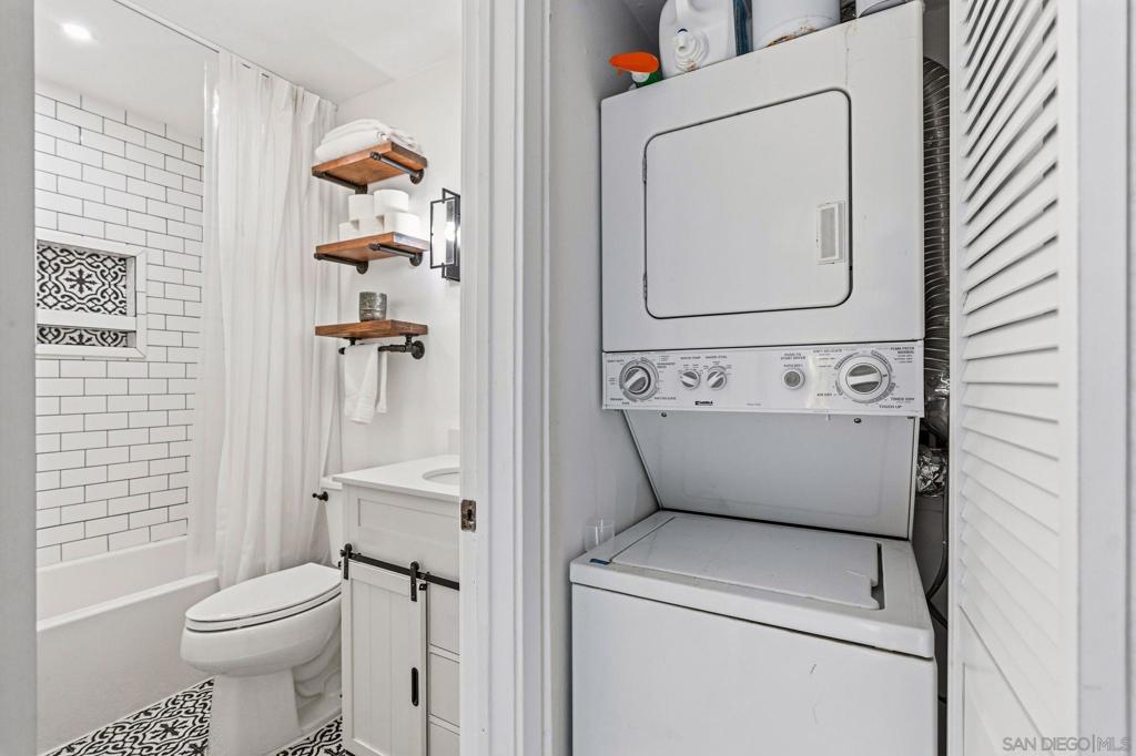 4642 Felton St - photo 10