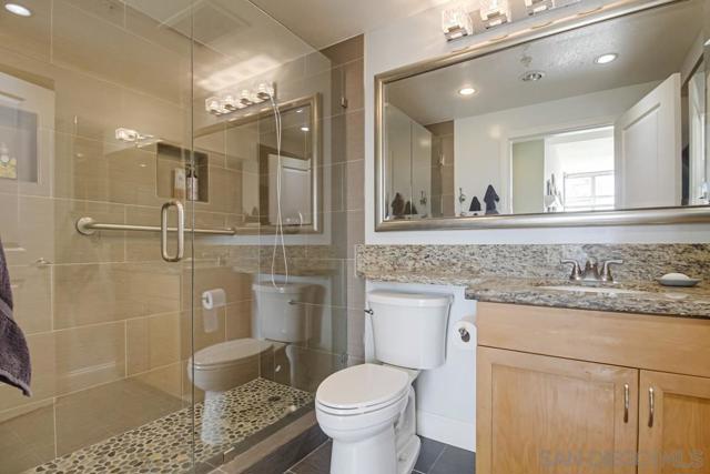 850 Beech St, San Diego, California 92101, 2 Bedrooms Bedrooms, ,2 BathroomsBathrooms,Condominium,For Sale,Beech St,250020676SD