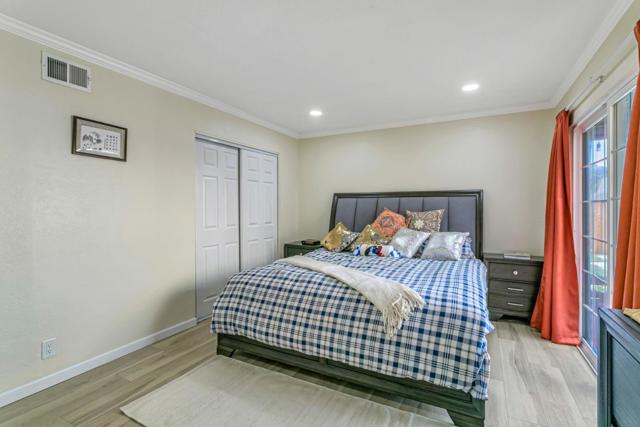 Image 23 of 40 For 6113 Del Canto Drive