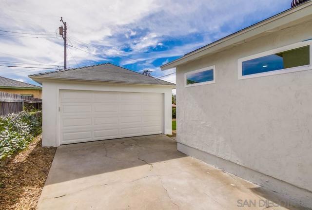 7939 Nichals St, Lemon Grove, California 91945, 3 Bedrooms Bedrooms, ,2 BathroomsBathrooms,Single Family Residence,For Sale,Nichals St,250020202SD