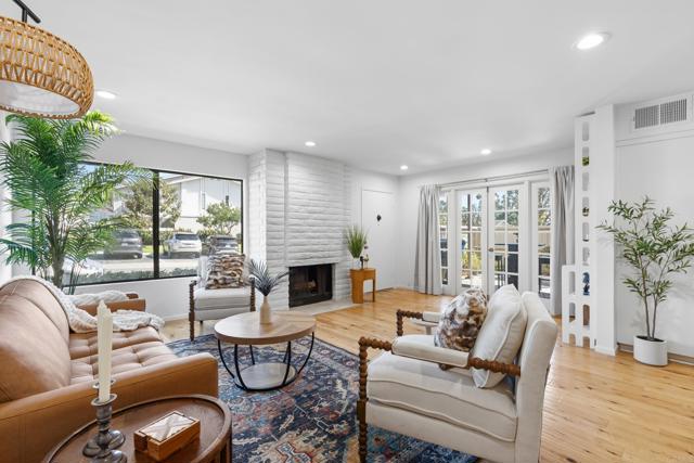 Detail Gallery Image 6 of 51 For 3851 Camino Lindo, –,  CA 92122 - 3 Beds | 2/1 Baths