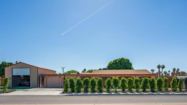 87329 Main St Street, Thermal CA: https://media.crmls.org/mediaz/3d8d3646-7cd0-4b96-a805-ec37a97de121.jpg