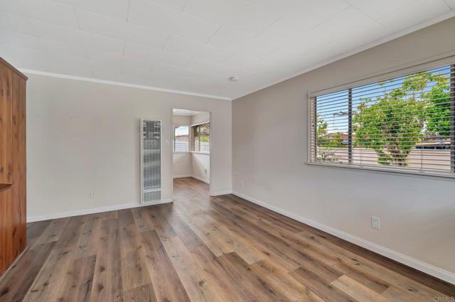 834 Oaklawn Ave A&B, Chula Vista CA: https://media.crmls.org/mediaz/3d8d3f7c-d506-405f-8b83-ca0a0009312c.jpg