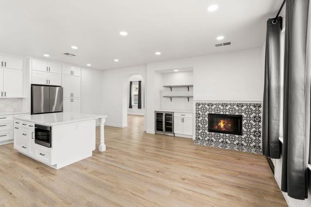 Detail Gallery Image 13 of 35 For 1048 Sunset Crossing Point, San Diego,  CA 92154 - 5 Beds | 3 Baths