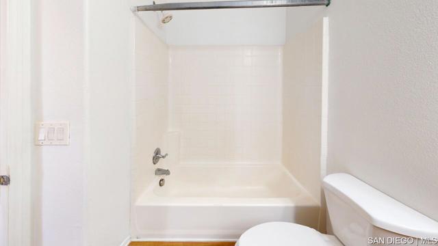 1866 E 12th ST, National City CA: https://media.crmls.org/mediaz/3d8e650e-bc13-429b-8d6b-17b0535ec010.jpg