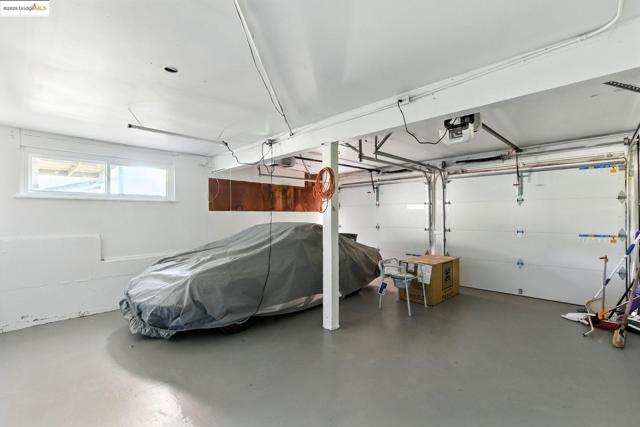 4503 Gregory Way, Richmond CA: https://media.crmls.org/mediaz/3d8f3108-9de5-4462-ab91-91b23843244a.jpg