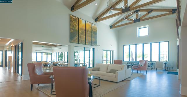 2299 Rustic Oak Ln, Rio Vista CA: https://media.crmls.org/mediaz/3d8faf8e-ec73-477f-8feb-8be2dad55598.jpg