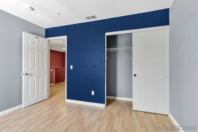 10496 Chaparral Dr, Santee CA: https://media.crmls.org/mediaz/3d8fe9f3-e952-41f2-b37e-acc757ed85b9.jpg