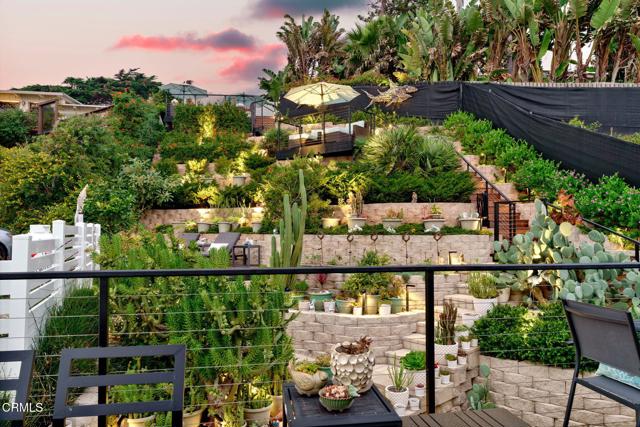 Detail Gallery Image 35 of 52 For 11770 Pacific Coast Hwy #U,  Malibu,  CA 90265 - 4 Beds | 4 Baths