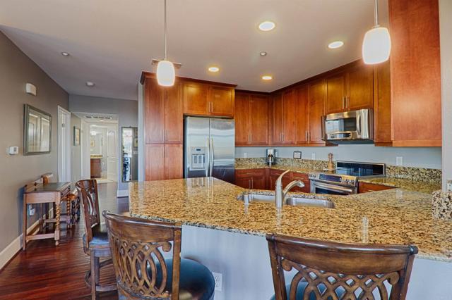 Detail Gallery Image 10 of 37 For 1019 Costa Pacifica Way #1206,  Oceanside,  CA 92054 - 3 Beds | 2 Baths