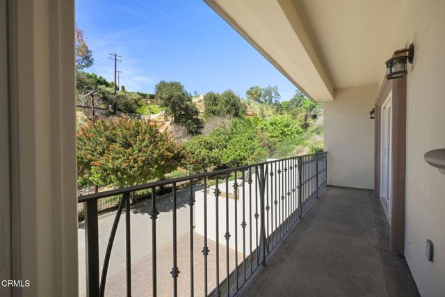 Detail Gallery Image 26 of 73 For 3263 New York Dr, Pasadena,  CA 91107 - 7 Beds | 5/1 Baths