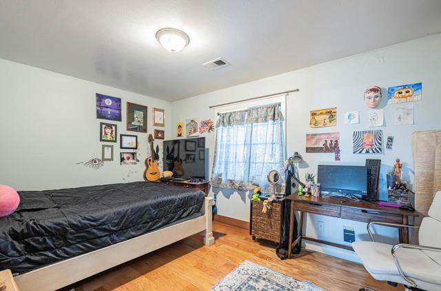 267 Palo Verde Street, Greenfield CA: https://media.crmls.org/mediaz/3d915f8d-f292-4d00-aad9-cf32a45a04bd.jpg