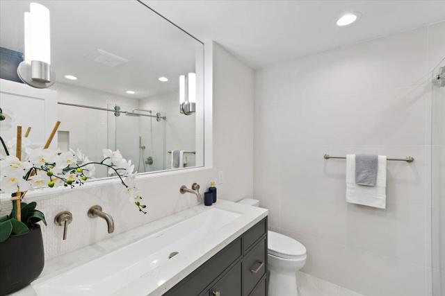1744 Lark Lane, Sunnyvale CA: https://media.crmls.org/mediaz/3d916816-a856-4831-b3ac-9138b24463e4.jpg