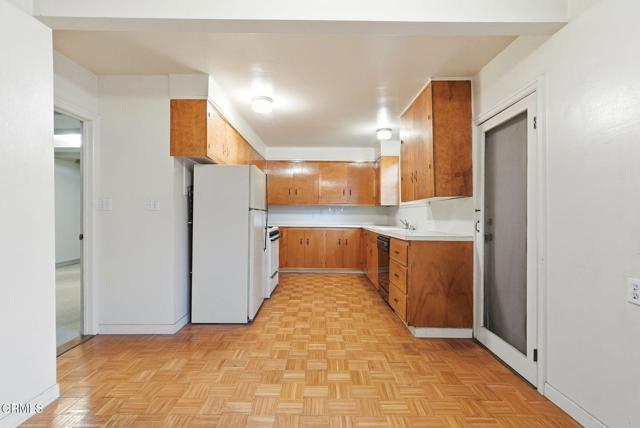 Detail Gallery Image 45 of 71 For 1768 Casa Grande St, Pasadena,  CA 91104 - 3 Beds | 3 Baths