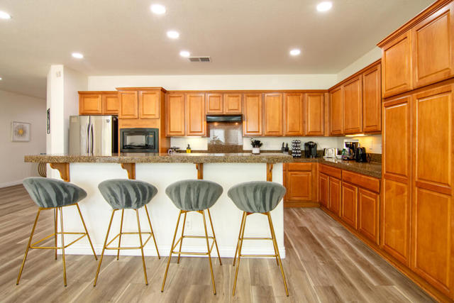 43784 Riunione Place, Indio CA: https://media.crmls.org/mediaz/3d929cd1-b9fa-40bf-8286-4cae20919caf.jpg