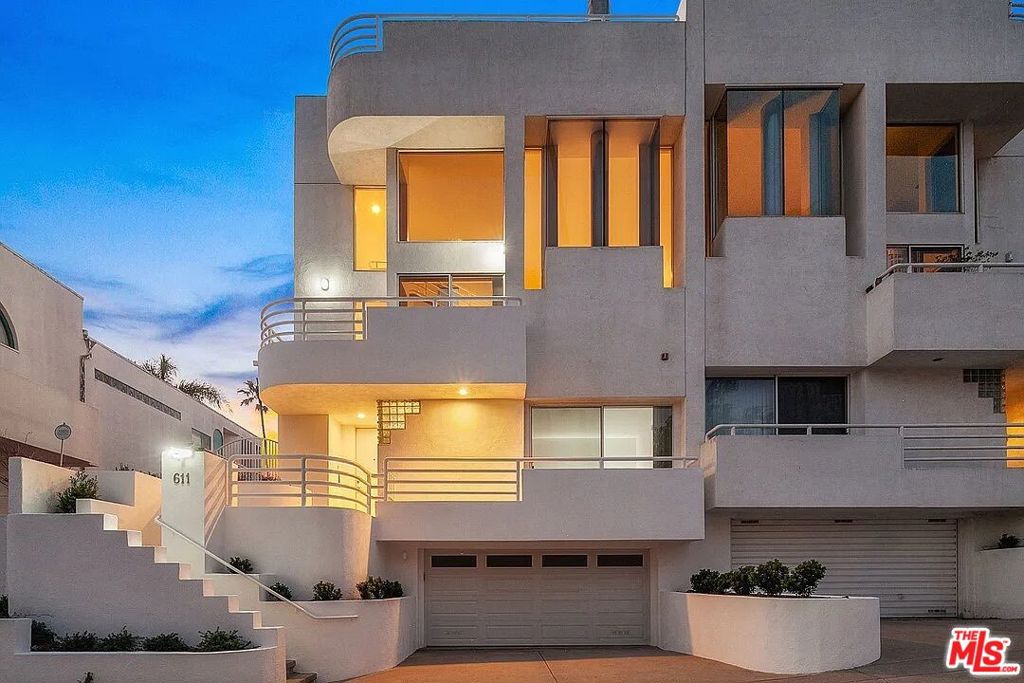 615 Pacific Street #2