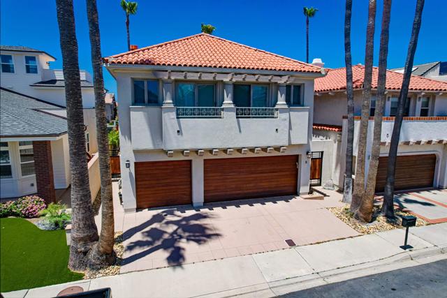 8 Buccaneer Way, Coronado CA: https://media.crmls.org/mediaz/3d94a78e-8c05-4fcc-b85b-99df30c97dae.jpg