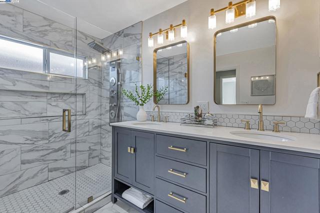 581 Kirk Ave, Sunnyvale CA: https://media.crmls.org/mediaz/3d94b018-4763-4d52-9197-6e30edfe15e3.jpg
