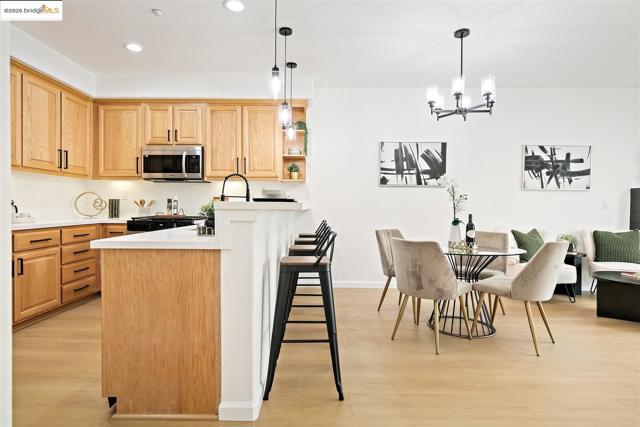 4153 Clarinbridge Cir, Dublin CA: https://media.crmls.org/mediaz/3d9505ec-d391-405d-bbc5-af956bb38605.jpg