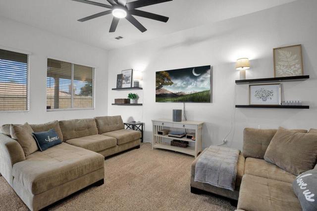 45180 Debbie Drive, La Quinta CA: https://media.crmls.org/mediaz/3d973a64-cd7d-4fb4-bd4f-50649fcdfe4b.jpg