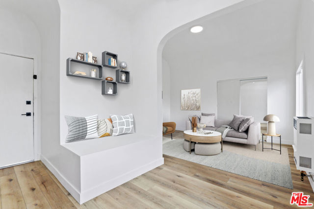 201 N Normandie Avenue, Los Angeles CA: https://media.crmls.org/mediaz/3d97dbe9-c280-4c41-9d2b-19e0d09d86fb.jpg