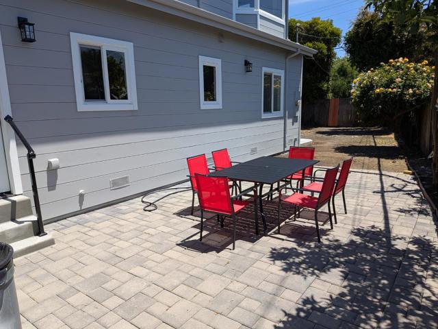 1508 Lodi Avenue, San Mateo CA: https://media.crmls.org/mediaz/3d98ced0-9af8-4022-a4ac-5f6f018c4888.jpg